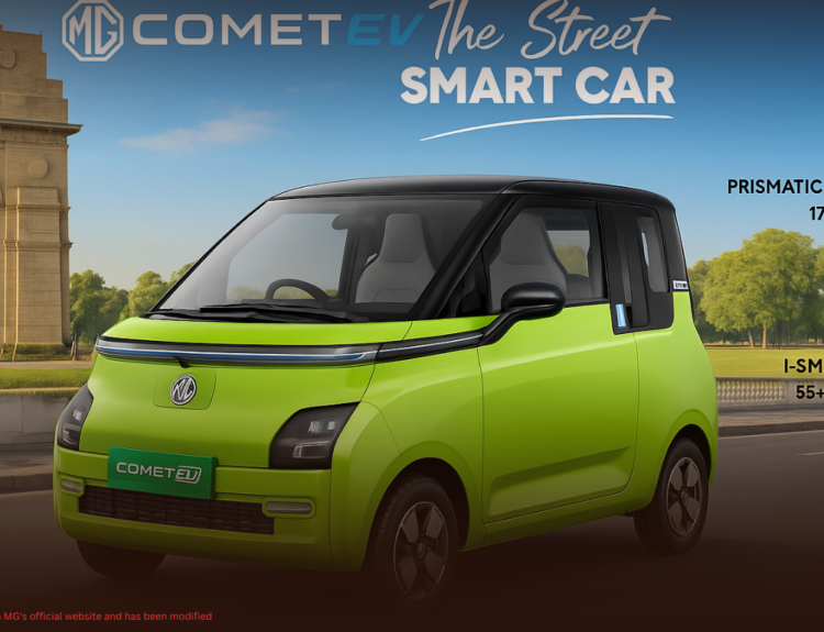 MG Comet EV parked in front of India Gate, showcasing key features like turning radius, range, and smart technology on a clear day.